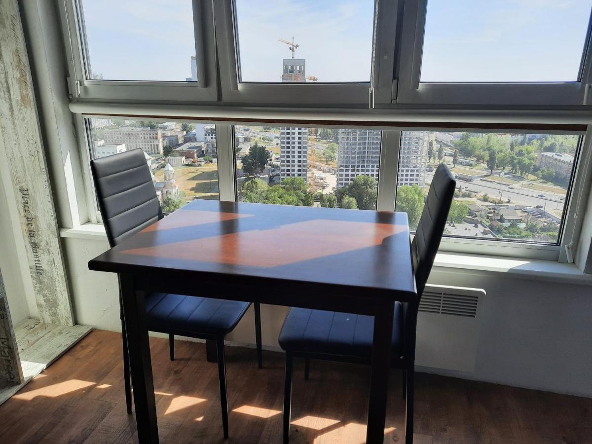 Sky Apartment Virmenska Киев Екстериор снимка